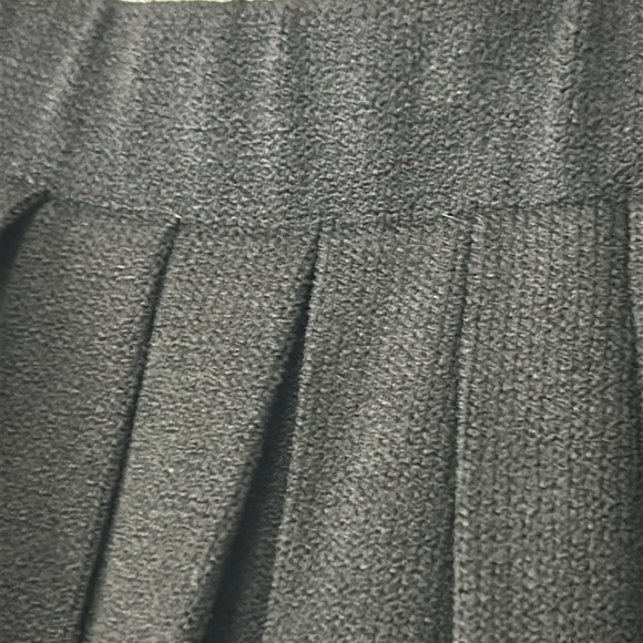 St. John Collection by Marie Grey Pleated Knit Skirt w POCKETS Black Size 8 - Picture 5 of 11